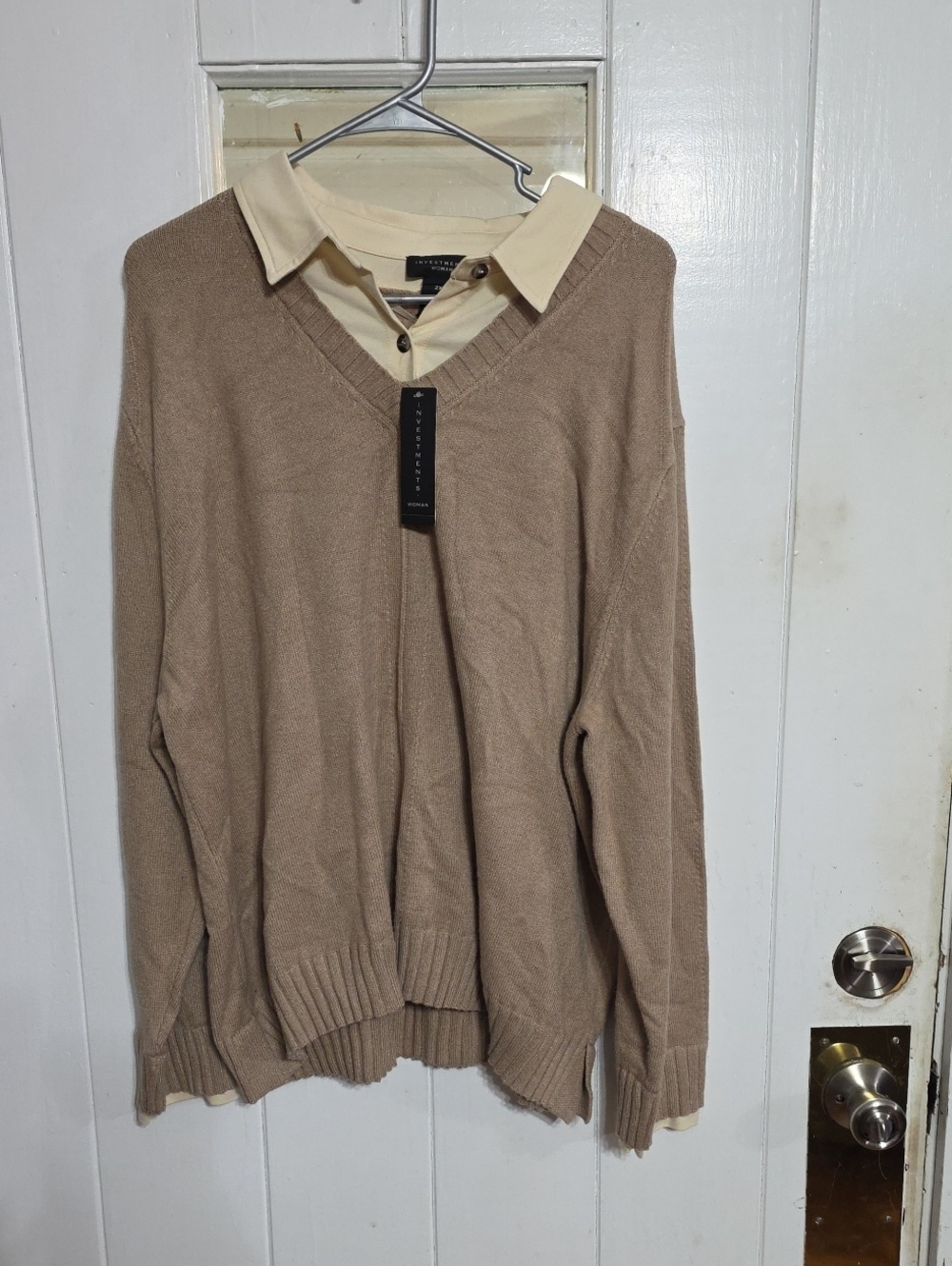 NWT Investments Women V-Neck Sweater W/Faux Collared Shirt Layer Tan Cream Sz 2X